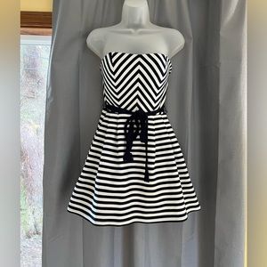 Forever 21 Strapless Stripe Dress